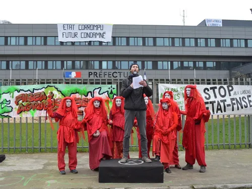 Algues Vertes : stop à la complaisance de l'Etat !